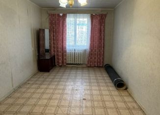 Продаю комнату, 18.3 м2, Астрахань, улица Адмирала Нахимова, 48А