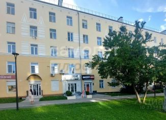 Продаю комнату, 52 м2, Смоленск, улица Николаева, 7