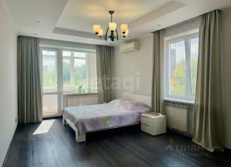 Продам 2-ком. квартиру, 42 м2, Самара, улица Гагарина, 98, метро Советская