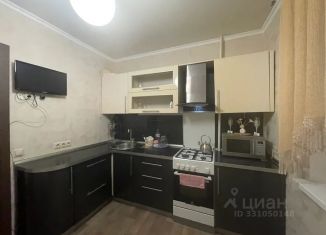 Сдается двухкомнатная квартира, 53 м2, Белгород, Молодёжная улица, 16Б