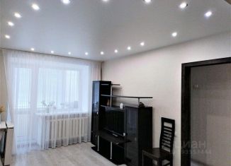 Сдаю 3-комнатную квартиру, 43 м2, Самара, Молодогвардейская улица, 242, метро Алабинская