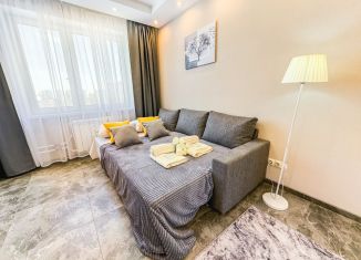 Сдам 1-ком. квартиру, 35 м2, Лобня, улица Колычева, 2