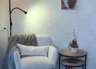 Сдаю 2-комнатную квартиру, 50 м2, Волгодонск, проспект Строителей, 2В
