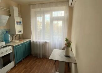 Сдается в аренду 1-комнатная квартира, 29 м2, Таганрог, улица Победы, 101, ЖК Андреевский