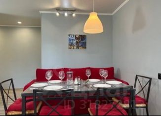 Сдам 2-комнатную квартиру, 55 м2, Казань, улица 8 Марта, 9, Советский район