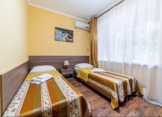 Сдается в аренду комната, 14 м2, Сочи, улица Декабристов, 167/10