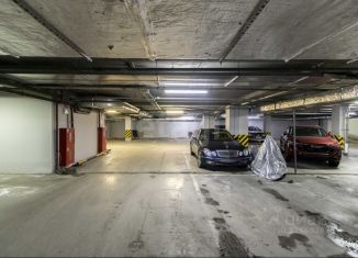 Продается машиноместо, 11.2 м2, Тюмень, улица Осипенко, 16