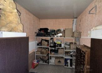 Продаю гараж, 18 м2, Московская область, улица Андрея Долбина, 32