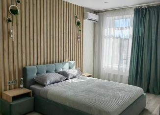 Сдача в аренду 1-ком. квартиры, 35 м2, Ростовская область, улица Адмирала Крюйса, 19