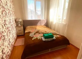 Сдам 3-ком. квартиру, 56 м2, Ленинградская область, проспект Ленина, 4