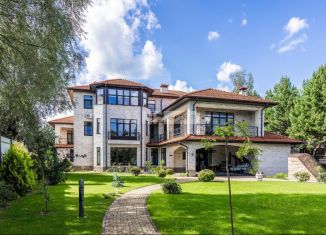 Коттедж на продажу, 780 м2, село Петрово-Дальнее, Фонтанная площадь
