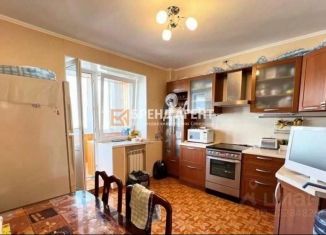 Продажа 2-комнатной квартиры, 74 м2, Белгородская область, улица Будённого, 14А