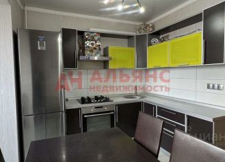 Продается 4-ком. квартира, 83 м2, Самара, улица Аэропорт 2, 11, метро Юнгородок