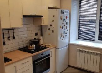 Сдам 1-ком. квартиру, 40 м2, Белорецк, улица Карла Маркса, 83