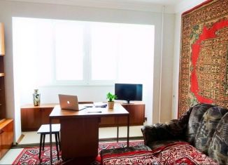 Продается трехкомнатная квартира, 59.3 м2, Ростовская область, улица Карла Маркса, 6