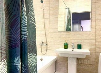 Сдаю в аренду 1-ком. квартиру, 45 м2, Самарская область, улица Гая, 20