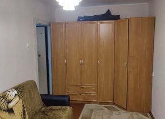 Сдам в аренду двухкомнатную квартиру, 40 м2, Апатиты, улица Строителей, 51