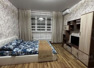 Сдаю двухкомнатную квартиру, 74 м2, Старый Оскол, микрорайон Степной, 29