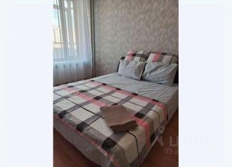 Сдается двухкомнатная квартира, 65 м2, Старый Оскол, микрорайон Степной, 16