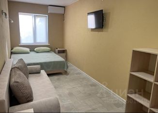 Аренда дома, 40 м2, Евпатория, Московская улица, 22А