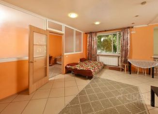 Сдам в аренду 2-ком. квартиру, 50 м2, Омск, проспект Карла Маркса, 30