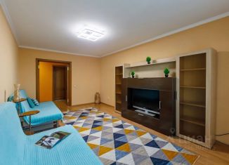 Сдача в аренду 2-комнатной квартиры, 60 м2, Самара, улица Тухачевского, 90, метро Гагаринская