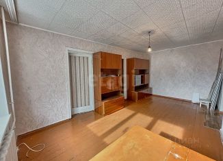 Продаю 4-комнатную квартиру, 58.2 м2, Кемеровская область, проспект Ленина, 14