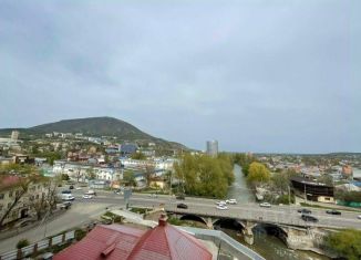 Сдается однокомнатная квартира, 42 м2, Пятигорск, улица Пестова, 3