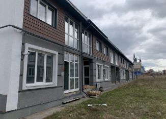 Продаю трехкомнатную квартиру, 138.3 м2, Курган, жилой район Заозёрный, 15-й микрорайон, 4