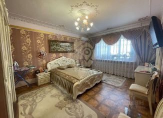 Продам четырехкомнатную квартиру, 107.5 м2, Белгородская область, микрорайон Королёва, 38
