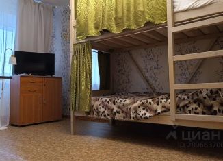 Сдаю в аренду 2-ком. квартиру, 43 м2, село Териберка, Школьная улица, 8
