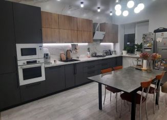 Продается четырехкомнатная квартира, 134 м2, Самара, Ленинская улица, 240, метро Российская