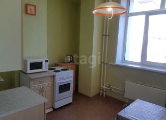 Продаю 1-ком. квартиру, 33.8 м2, Добрянка, улица Герцена, 40А