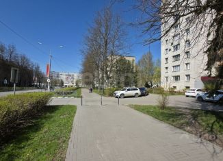 Продам 3-комнатную квартиру, 53.6 м2, Обнинск, проспект Ленина, 58
