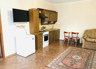 Сдается в аренду дом, 50 м2, Крым, улица Ашик-Умера, 2
