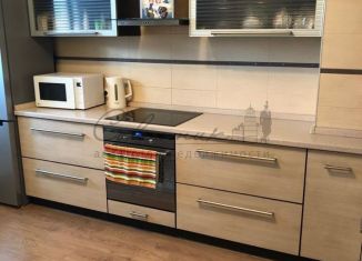 Продажа 3-комнатной квартиры, 93 м2, Старый Оскол, микрорайон Степной, 7