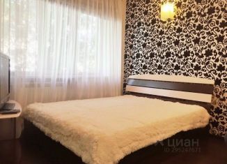 Сдам 1-ком. квартиру, 42 м2, Бийск, улица 8 Марта, 18