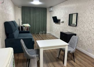 Продаю 1-комнатную квартиру, 72 м2, Крым, улица Блюхера, 19