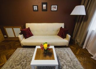 Сдаю в аренду 1-комнатную квартиру, 48 м2, Мурманск, улица Карла Маркса, 7А