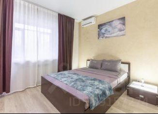Сдается в аренду 1-комнатная квартира, 70 м2, Самарская область, улица Пушкина, 229