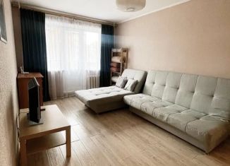 Аренда однокомнатной квартиры, 30 м2, Челябинск, улица Либкнехта, 32