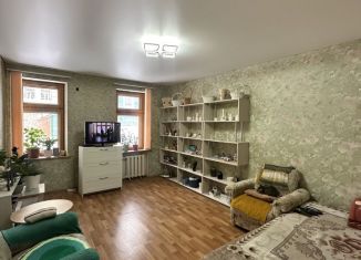 Продается трехкомнатная квартира, 65 м2, Самара, метро Алабинская, Молодогвардейская улица, 122
