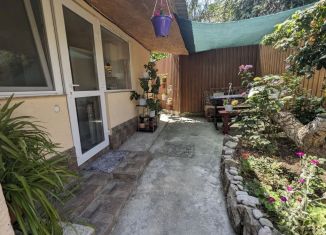 Сдается в аренду дом, 40 м2, Феодосия, улица Степана Разина, 7