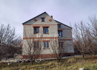 Продам дом, 190 м2, посёлок Новосадовый
