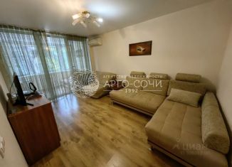 Трехкомнатная квартира на продажу, 66 м2, Краснодарский край, улица Победы, 65