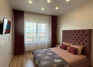 Сдам в аренду 1-ком. квартиру, 37 м2, Ижевск, улица Карла Маркса, 304Б