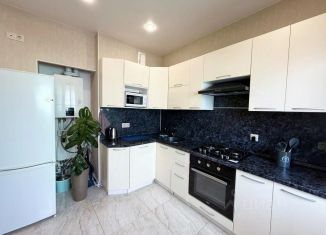 Аренда 1-ком. квартиры, 65 м2, Тверь, бульвар Гусева, 57