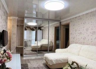 Аренда 1-ком. квартиры, 44 м2, Орск, проспект Ленина, 19