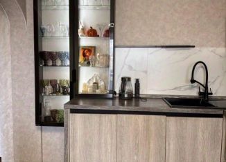 Продаю 2-ком. квартиру, 68.1 м2, Иркутск, Правобережный округ, улица Рабочего Штаба, 1/2