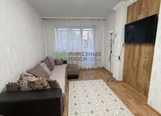 Продажа трехкомнатной квартиры, 58.4 м2, Курган, улица Сухэ-Батора, 12